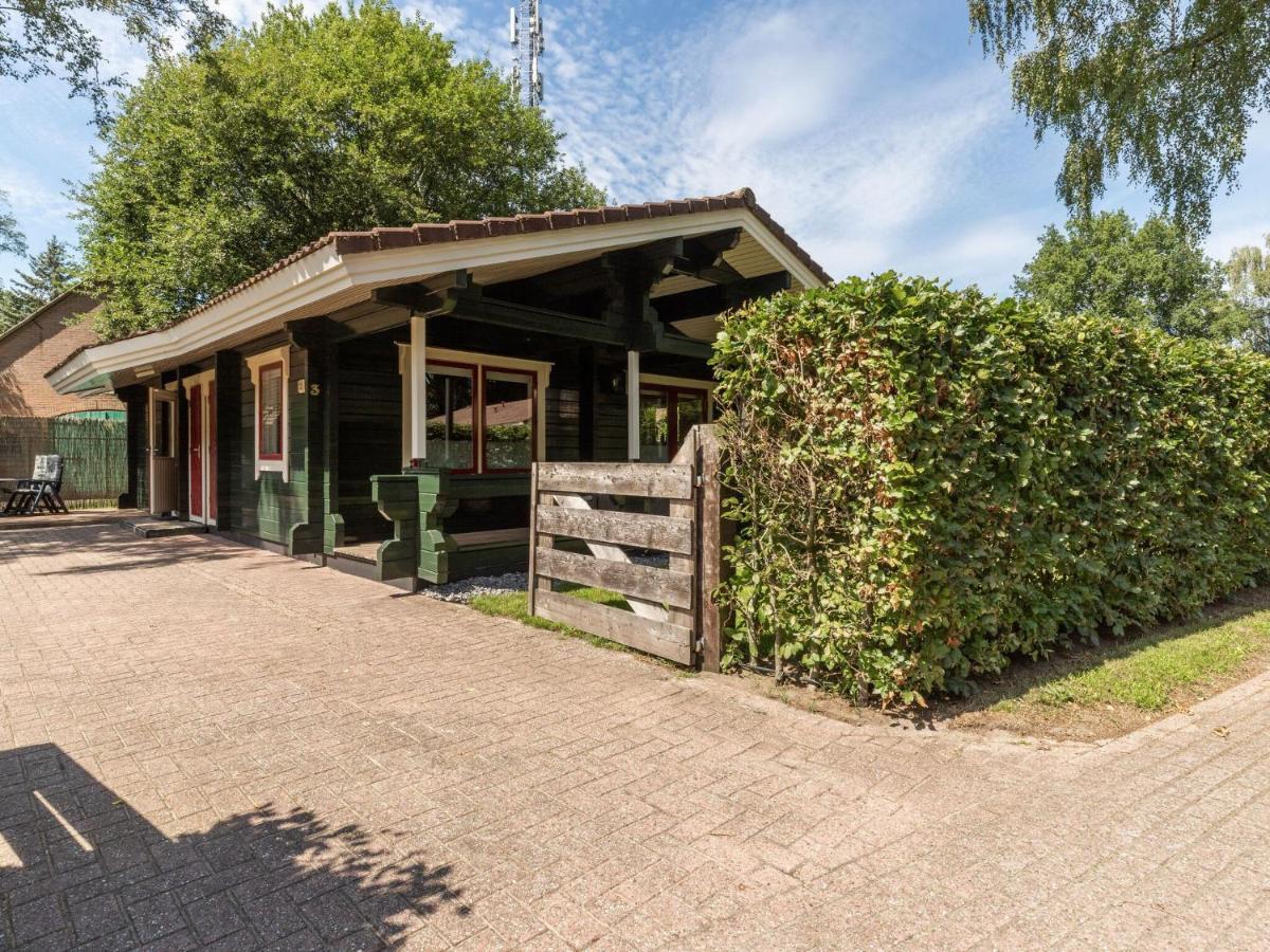 Luxurious Chalet In Guelders By The Forest Хульсхорст Экстерьер фото